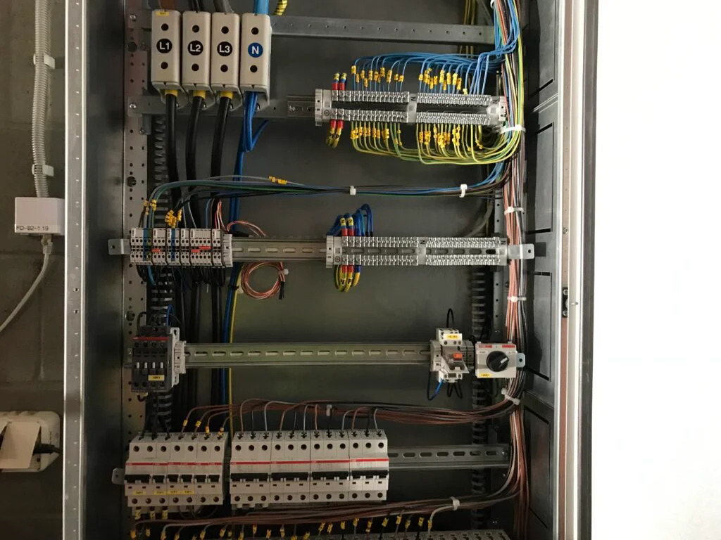 Elektritööd - Elektrikilbi ühendamine